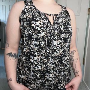 No Tag / No Brand Floral Tank